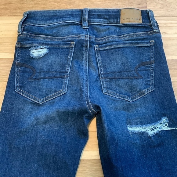 AEO Ne(x)t Level Stretch Dark Wash Distressed Cropped Skinny Jeans Women’s 2R - Picture 15 of 16